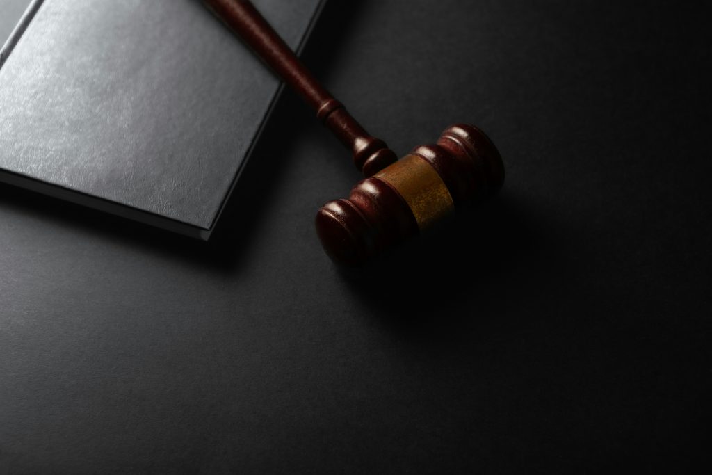CBD alimentaire interdit 15 mai 2026 — marteau de justice DGAL